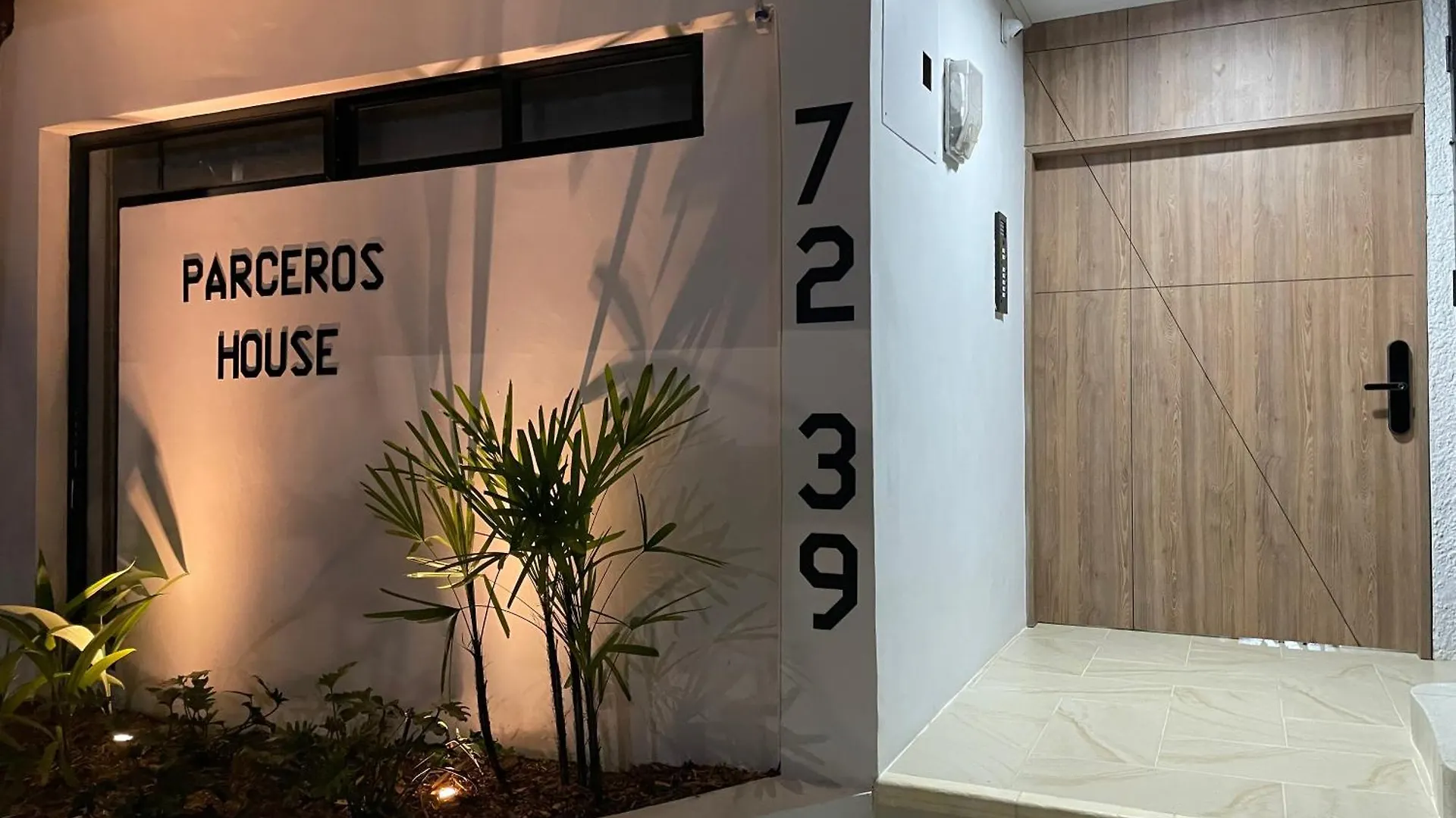 Parceros House Aparthotel Medellin 0*,